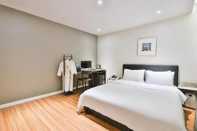 Myeongji Browndot Myeongji Motel